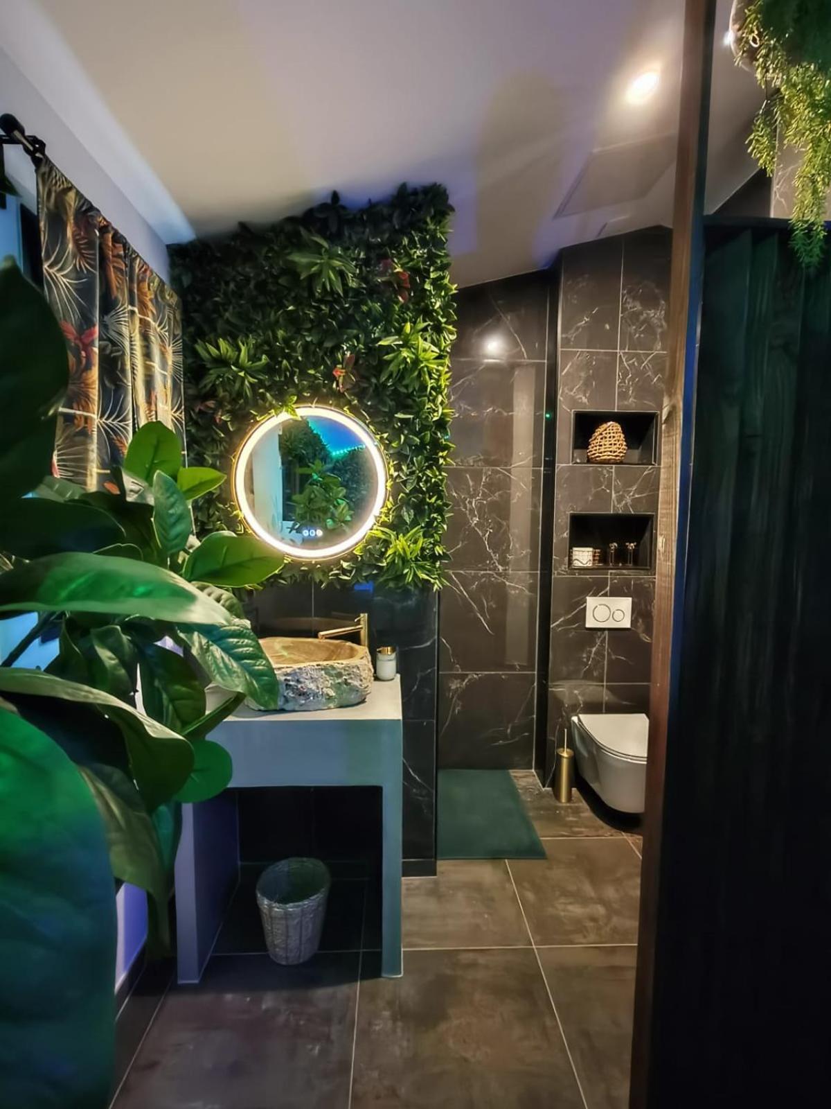 La Jungle Room Rognac Exterior foto